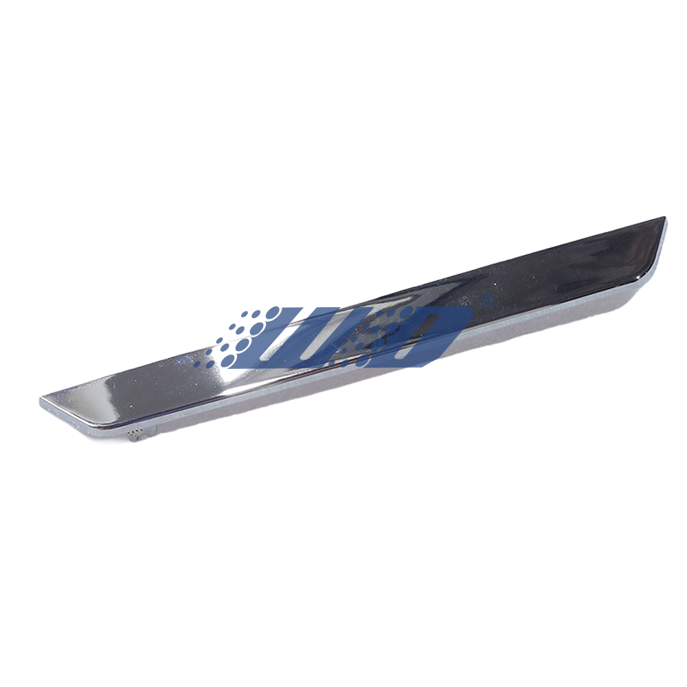 Front Fog Lamp Bezel Trim Left