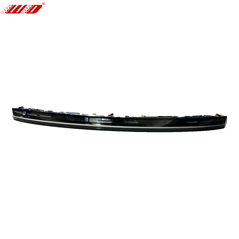 LAA-41330013-Taillight - Center (High Configuration)